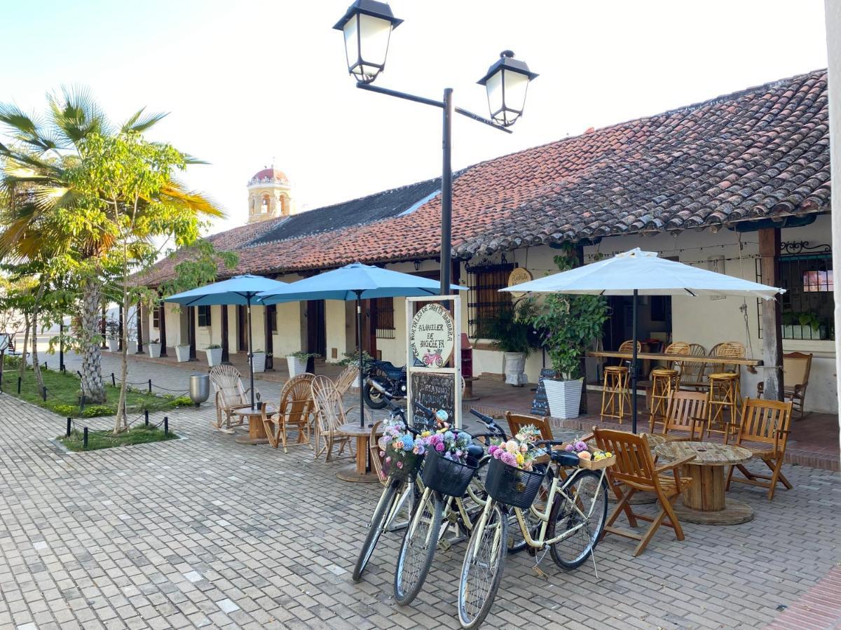 Casa Portales De Santa Barbara Hotel Mompos Exterior photo